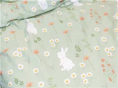 Детское постельное бельё Сладкие Сны(Sweet Dreams) Зайки на лугу(на резинке + молния)