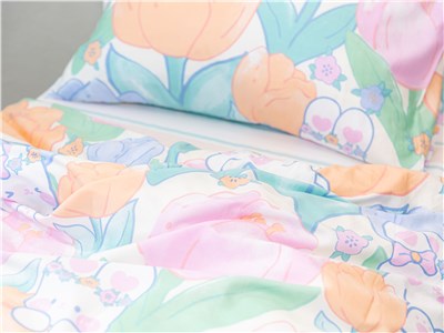 Детское постельное бельё Сладкие Сны(Sweet Dreams) Зайчики в цветочном саду (на резинке + молния)